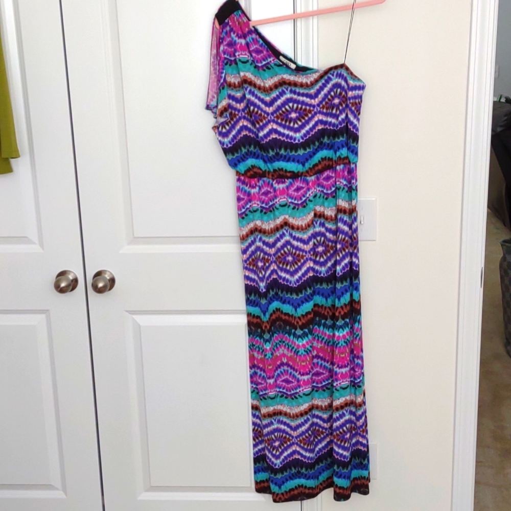 Off the shoulder Maxi sundress